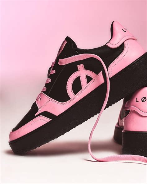 nicki minaj shoes.